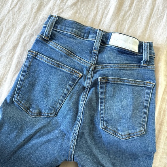 RE/DONE Ultra High Rise Ankle Crop, size 25 - Picture 11 of 11